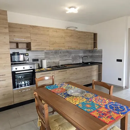 Colli Di Appartement Luni